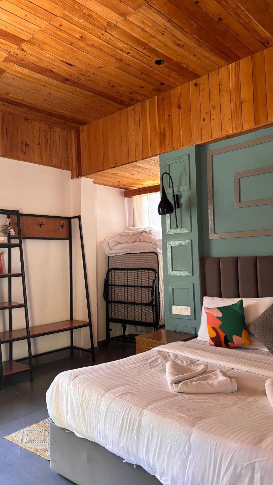 Hotel Peppy Nomads Luxuria Jibhi Exteriér fotografie